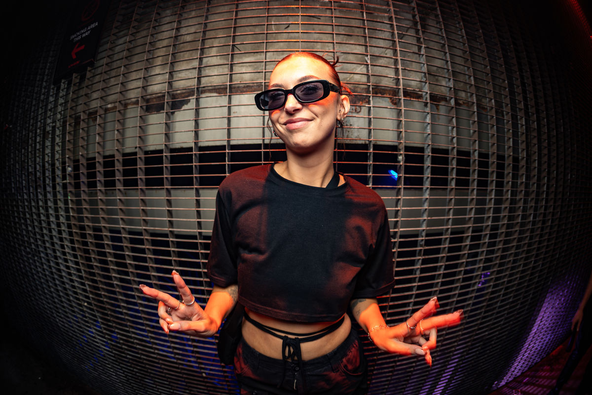 Loading... just a sec